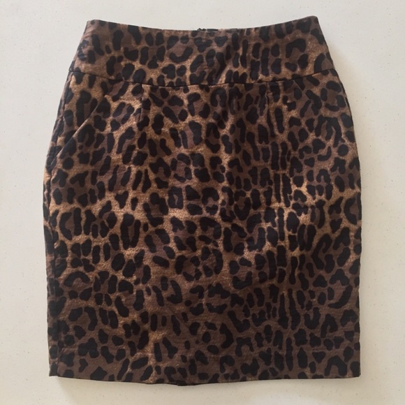 XXI Animal Print Pencil Skirt with Pockets S/P - Picture 2 of 16